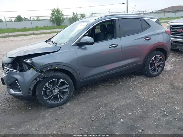 KL4MMESL4MB175995 2021 BUICK ENCORE GX - Image 2