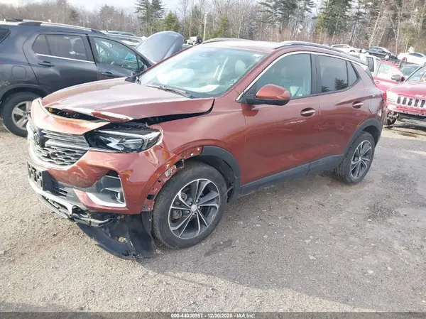 KL4MMESL5MB056126 2021 BUICK ENCORE GX - Image 2
