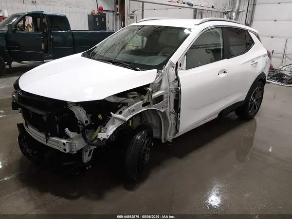 KL4MMESL6MB152248 2021 BUICK ENCORE GX - Image 2