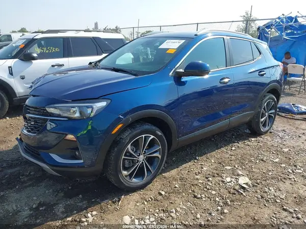 KL4MMESL7MB053678 2021 BUICK ENCORE GX - Image 2