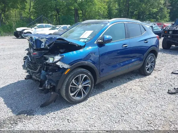 KL4MMESL8MB090268 2021 BUICK ENCORE GX - Image 2