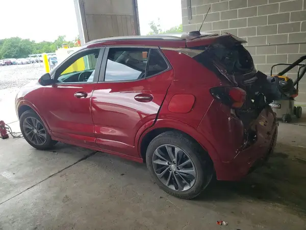 KL4MMESL8MB142837 2021 BUICK ENCORE - Image 2
