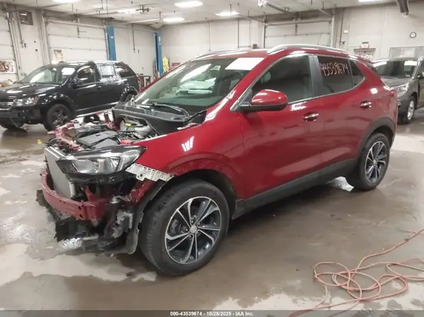 KL4MMESL9LB096630 2020 BUICK ENCORE GX - Image 2