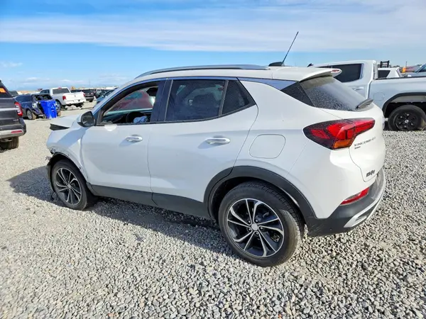 KL4MMESL9MB086083 2021 BUICK ENCORE - Image 2