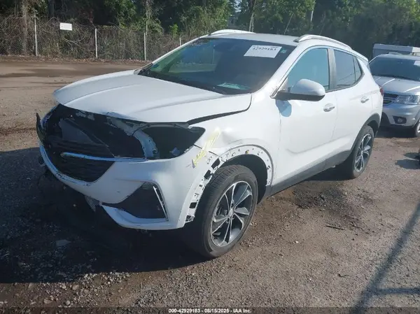 KL4MMESL9MB124119 2021 BUICK ENCORE GX - Image 2