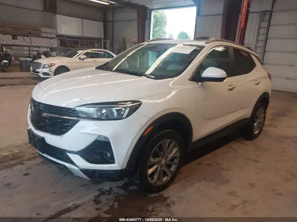 KL4MMESL9MB166001 2021 BUICK ENCORE GX - Image 2