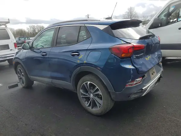 KL4MMESLXLB112558 2020 BUICK ENCORE GX - Image 2