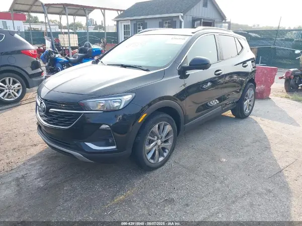 KL4MMESLXMB039127 2021 BUICK ENCORE GX - Image 2