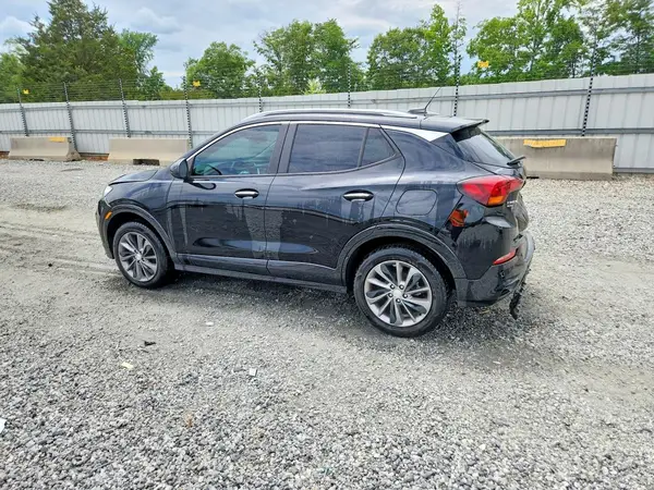 KL4MMESLXMB117860 2021 BUICK ENCORE - Image 2