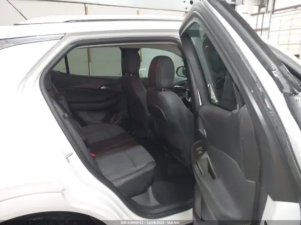 KL4MMESLXMB172261 2021 BUICK ENCORE GX - Image 8