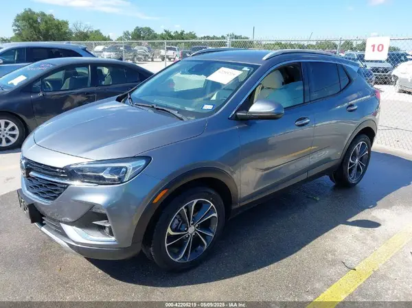 KL4MMFS23LB089458 2020 BUICK ENCORE GX - Image 2