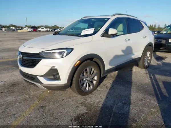 KL4MMFSL0LB105236 2020 BUICK ENCORE GX - Image 2