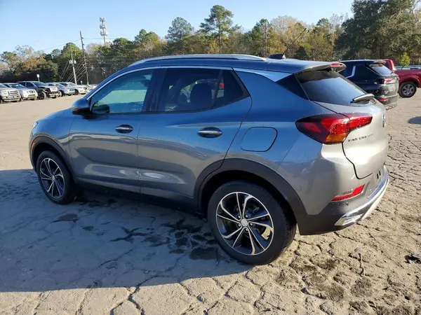 KL4MMFSL0MB116240 2021 BUICK ENCORE GX - Image 2