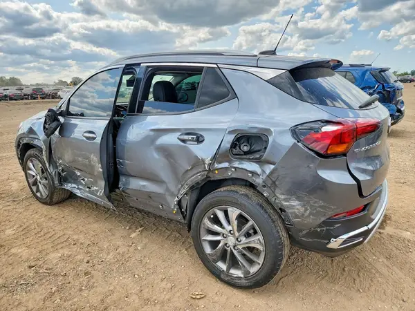 KL4MMFSL2MB162717 2021 BUICK ENCORE GX - Image 2