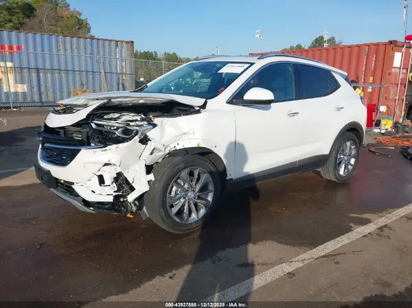 KL4MMFSL2PB075789 2023 BUICK ENCORE GX - Image 2