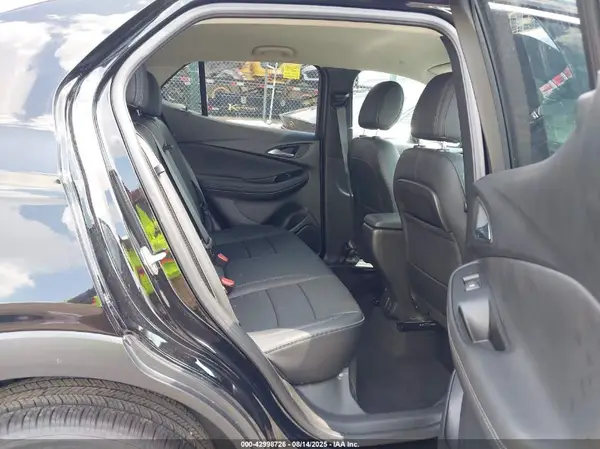 KL4MMFSL3NB071621 2022 BUICK ENCORE GX - Image 8