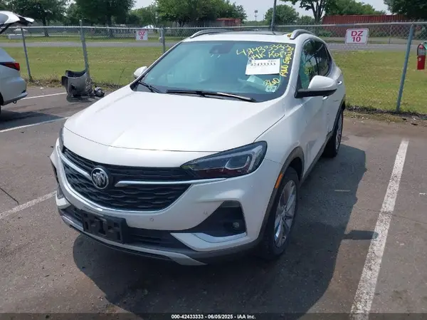 KL4MMFSL4MB075952 2021 BUICK ENCORE GX - Image 2