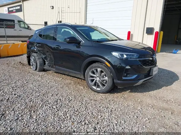 KL4MMFSL4NB147380 2022 BUICK ENCORE GX - Image 1