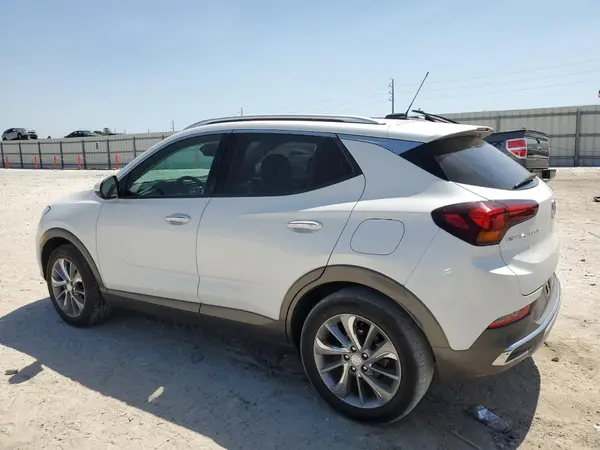 KL4MMFSL4PB069069 2023 BUICK ENCORE - Image 2