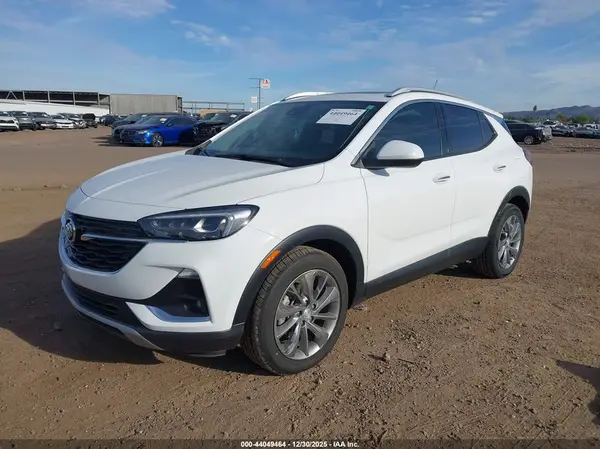 KL4MMFSL5MB163117 2021 BUICK ENCORE GX - Image 2