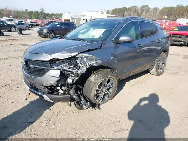 KL4MMFSL5NB084418 2022 BUICK ENCORE GX - Image 2