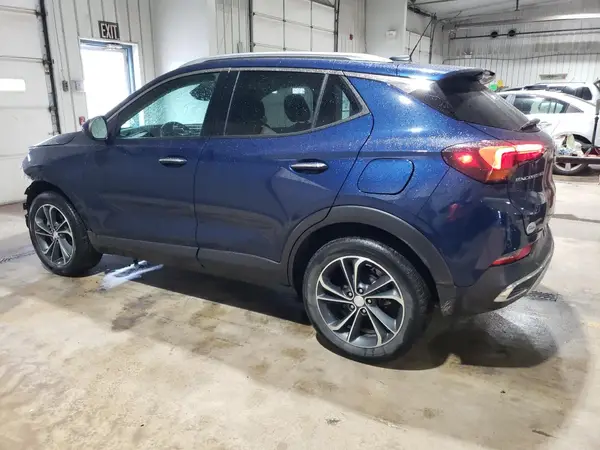 KL4MMFSL6NB106457 2022 BUICK ENCORE - Image 2