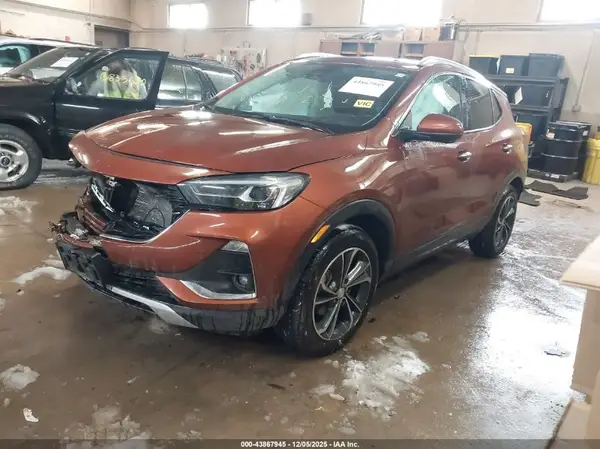 KL4MMFSL8LB105260 2020 BUICK ENCORE GX - Image 2