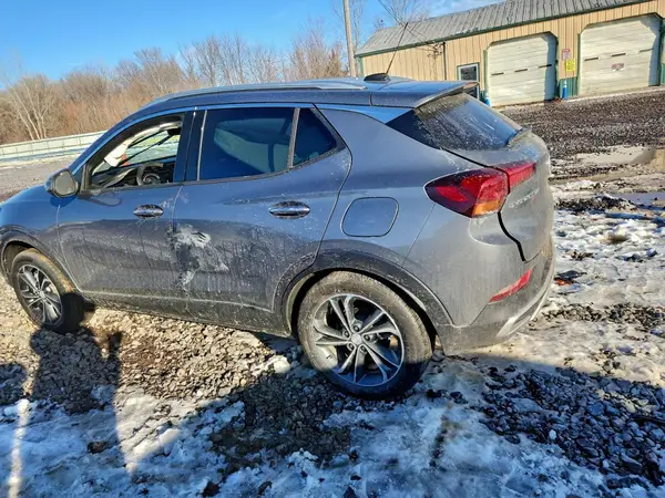 KL4MMFSL8LB109938 2020 BUICK ENCORE GX - Image 2