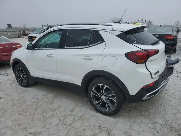 KL4MMFSL8MB071676 2021 BUICK ENCORE - Image 2
