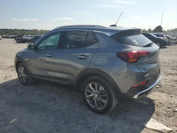 KL4MMFSL8MB077428 2021 BUICK ENCORE - Image 2