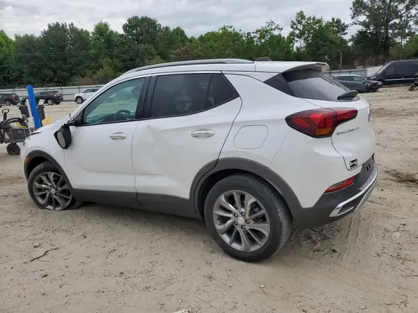 KL4MMFSL8MB092236 2021 BUICK ENCORE - Image 2