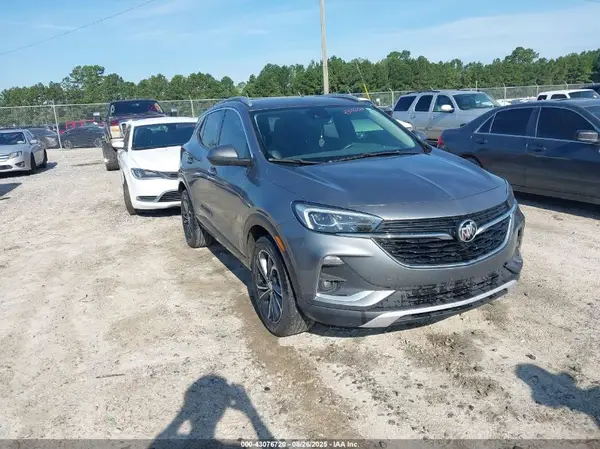 KL4MMFSL8NB085434 2022 BUICK ENCORE GX - Image 1