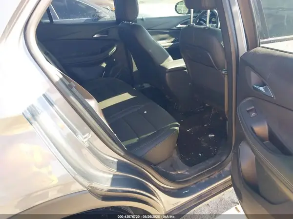 KL4MMFSL8NB085434 2022 BUICK ENCORE GX - Image 8