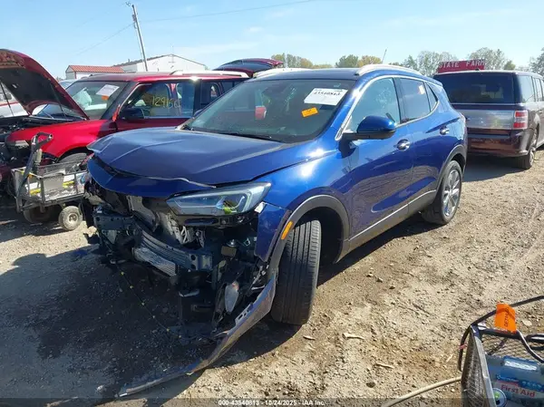 KL4MMFSL8PB083718 2023 BUICK ENCORE GX - Image 2