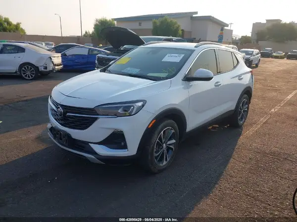 KL4MMFSL9MB154579 2021 BUICK ENCORE GX - Image 2