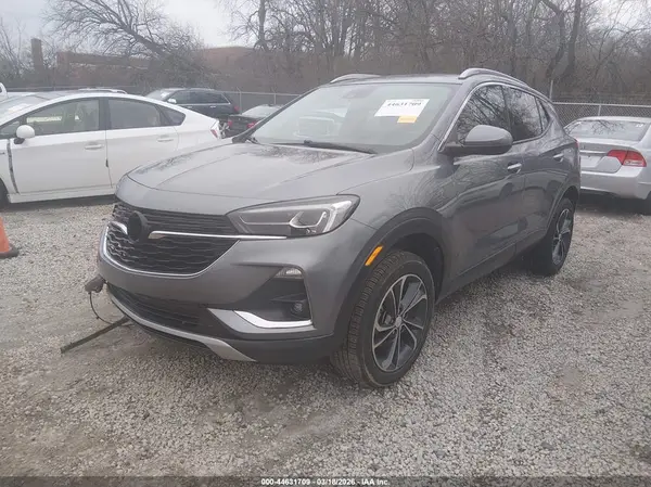 KL4MMFSLXLB122898 2020 BUICK ENCORE GX - Image 2