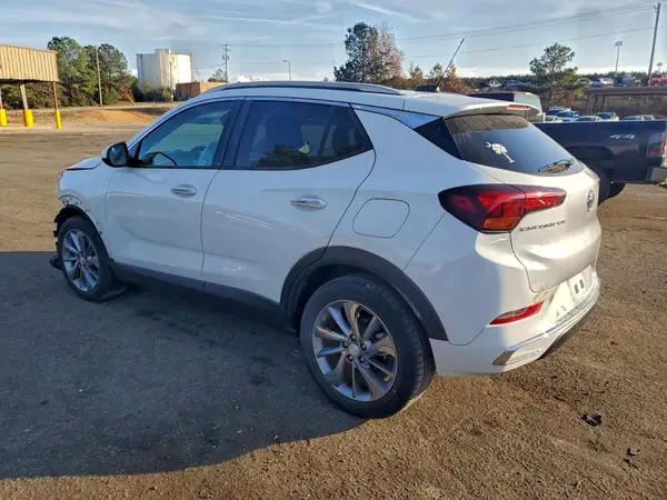 KL4MMFSLXMB157006 2021 BUICK ENCORE GX - Image 2