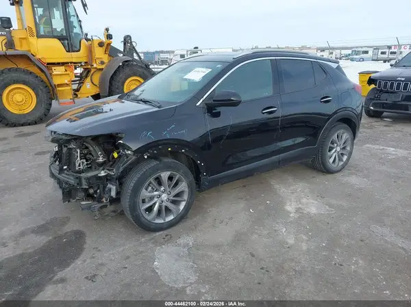 KL4MMFSLXPB028462 2023 BUICK ENCORE GX - Image 2