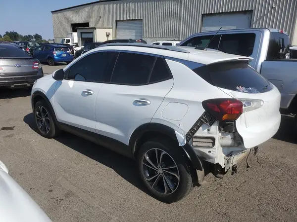 KL4MMGSL0LB117067 2020 BUICK ENCORE GX - Image 2