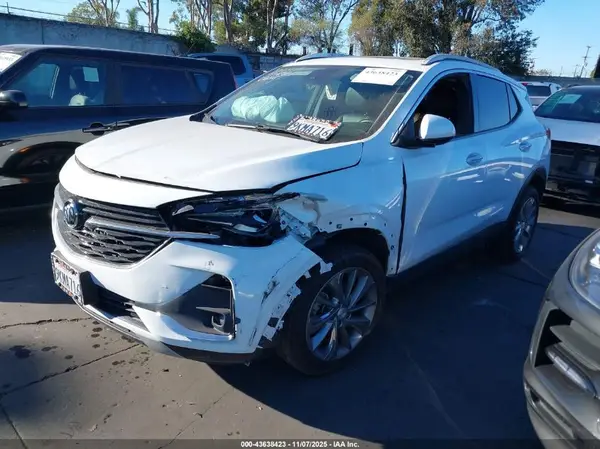 KL4MMGSL1MB174864 2021 BUICK ENCORE GX - Image 2