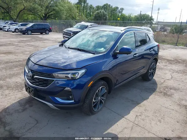 KL4MMGSL1NB103245 2022 BUICK ENCORE GX - Image 2