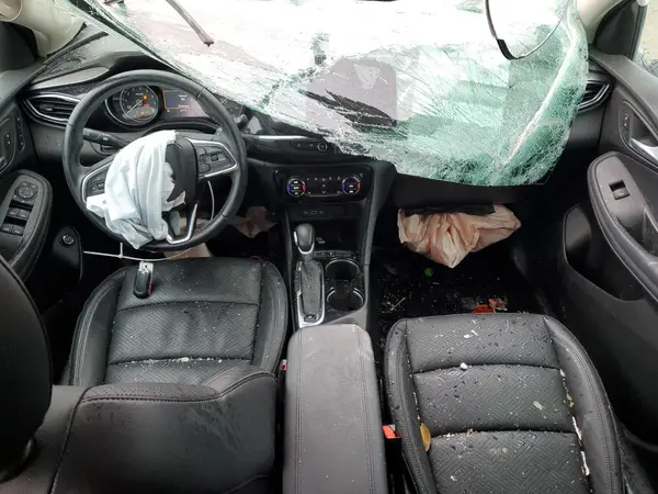 KL4MMGSL3MB105481 2021 BUICK ENCORE GX - Image 8