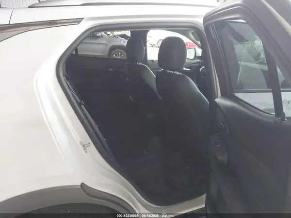 KL4MMGSL3NB147912 2022 BUICK ENCORE GX - Image 8