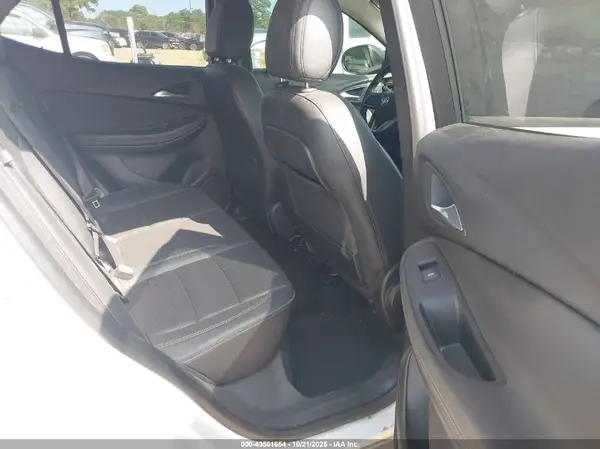 KL4MMGSL5LB082610 2020 BUICK ENCORE GX - Image 8