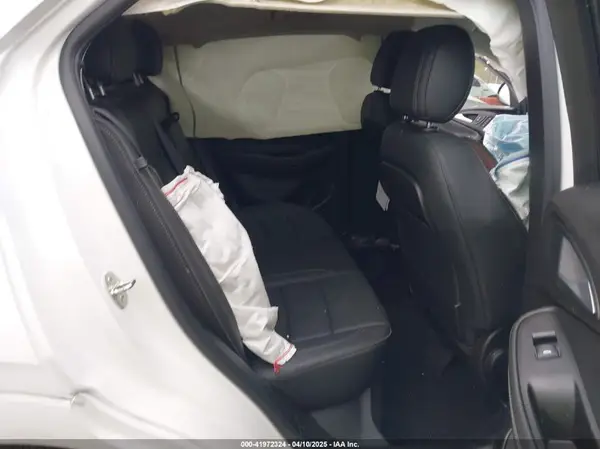 KL4MMGSL5MB039712 2021 BUICK ENCORE GX - Image 8