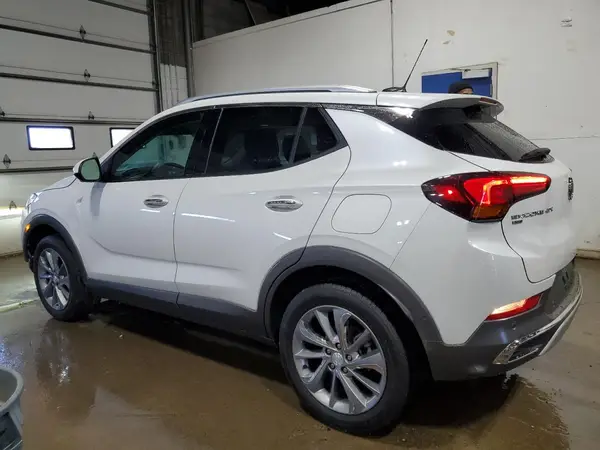 KL4MMGSL5NB147748 2022 BUICK ENCORE GX - Image 2