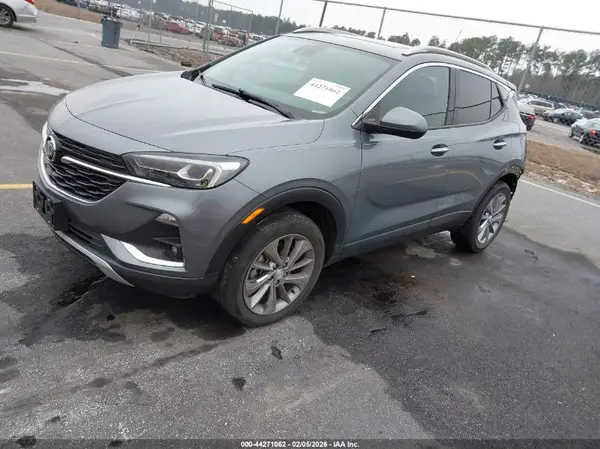 KL4MMGSL7NB114895 2022 BUICK ENCORE GX - Image 2