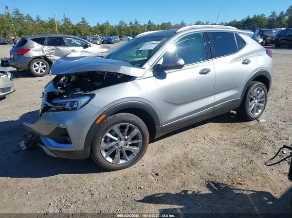 KL4MMGSL7PB087751 2023 BUICK ENCORE GX - Image 2
