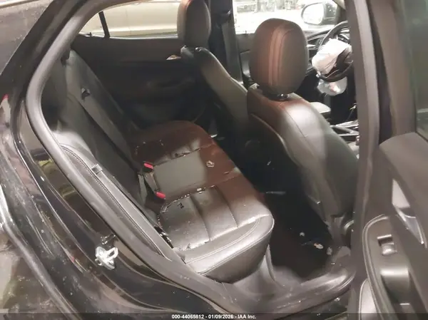 KL4MMGSL9MB052589 2021 BUICK ENCORE GX - Image 8