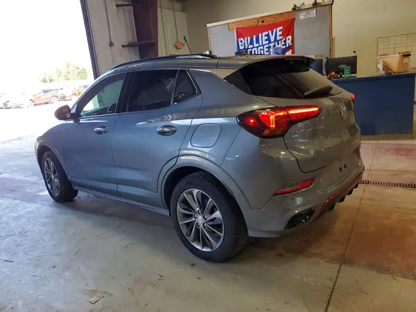 KL4MMGSLXLB072204 2020 BUICK ENCORE - Image 2